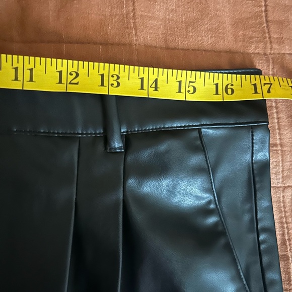 Zara - Faux Leather Pants - Picture 3 of 7